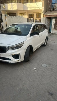 كيا سيدونا خليجيه 2018 منضومه غاز عميه باب مو كهربائي رقمه اربيل رقم ه...