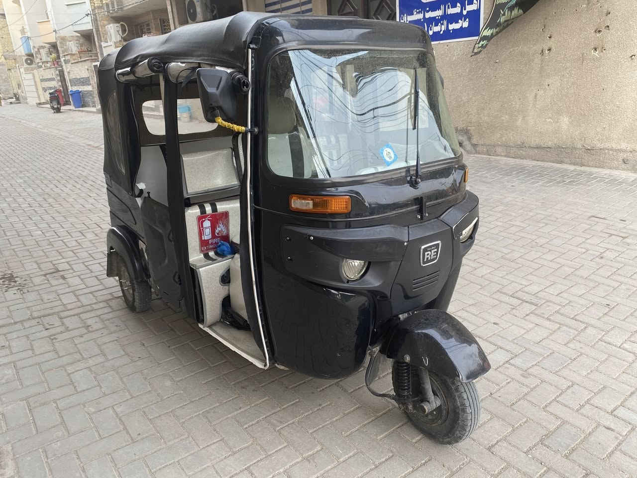 نضيفه 22 رقم وسنويه مكاني بغداد الشعله سعرها 9 مليون ***********
