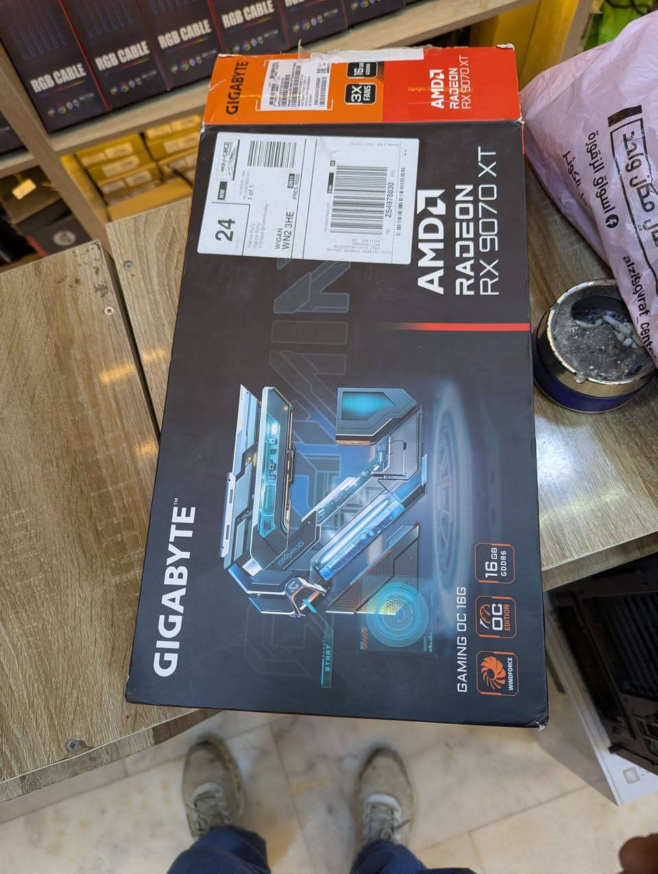 سلام عليكم 
9070xt
مفحوص و استخدام شئ قليل 
سعرة مليون دينار 
قفل


**إذا كنت صاحب هذا الإعلان وتريد حذفه لأي سبب، رجاءا أرسل رسالة إلى الدعم الفني**