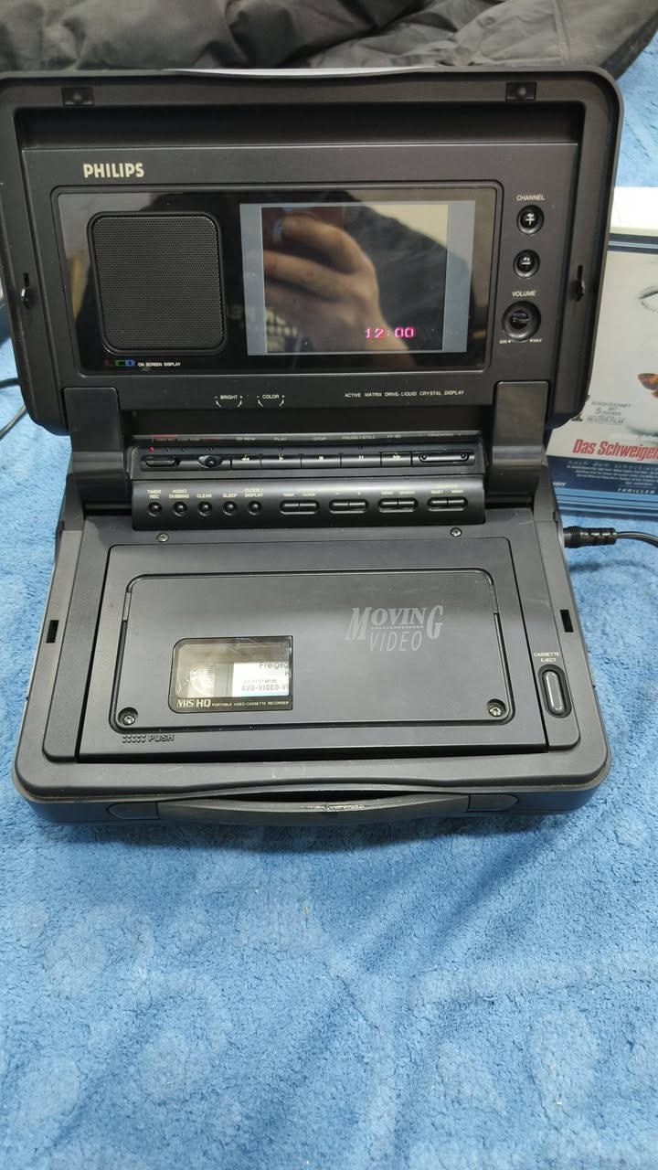 للبيع  فيديو كاسيت vhs شغال على الفحص


**إذا كنت صاحب هذا الإعلان وتريد حذفه لأي سبب، رجاءا أرسل رسالة إلى الدعم الفني**