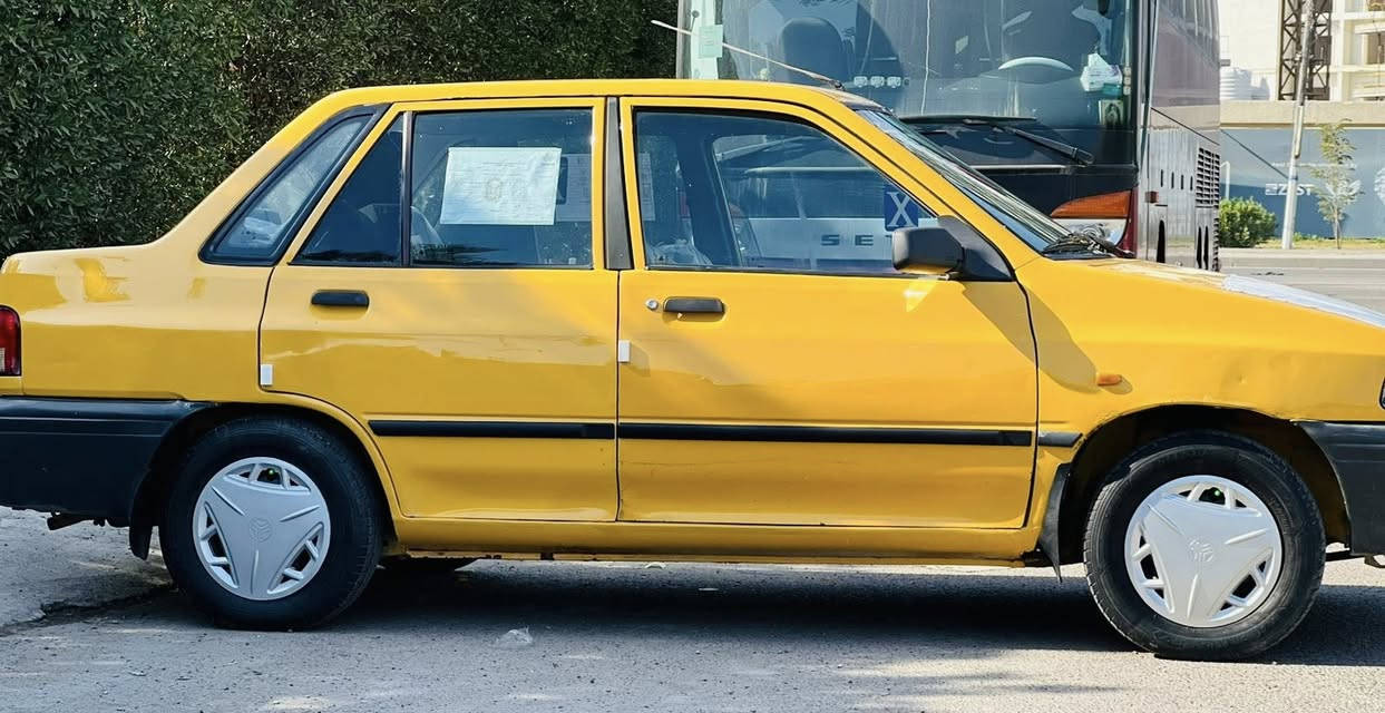 السلام عليكم
سايبا مديل ٢٠١٢ رقم بغداد مشروع وطني 
سنويه ٢٨ مصفره هيئه وغرامات كير مكينه مكفولات تبريد ويه السويج ثلج صدر امامي خلفي خير من الله تخم تاير نضيف داخل مدوشم + بطاين حراري السياره خير من الله تراي يخبل السياره مكفوله كفاله عامه ماعده هلالات مصلحه اثر خياس ولباقي خير من الله السعر ٢٩ وبيها شي بسيط العنوان بغداد البياع شرطه الخامسه *********** الشراي يتصل
