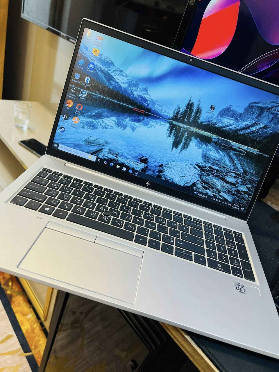 السلام عليكم 
HP Elitebook 850 G7
RAM 16-2400MHz
intel core i5-10310
Graphics 8G  sher
Storage M.2 -512
الحمد الله الحاسبه مبيها شخط نظيفه
مكاني بغداد 
***********
سعرها 375 الف 
دور مراح تلكه بهيج سعر
