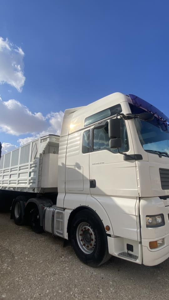 سيارة للبيع اي استفسار يتصل على هاي رقم ***********
