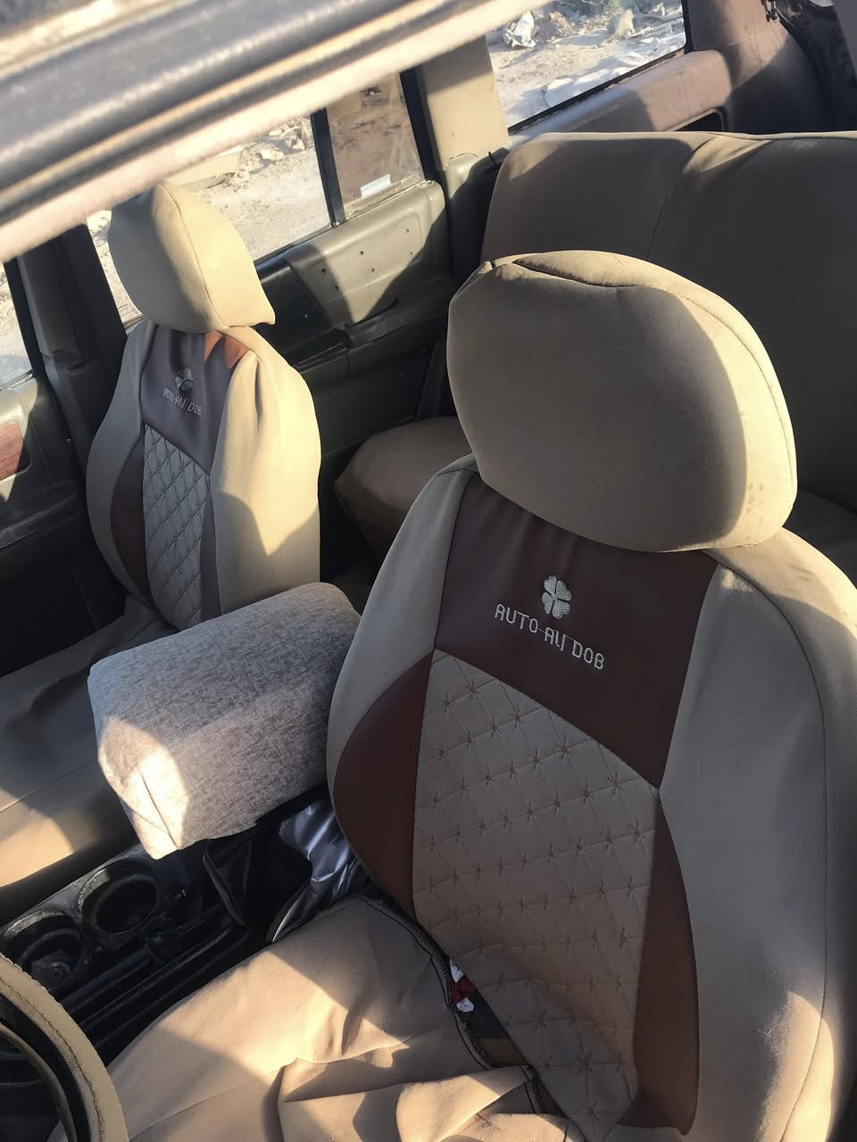 شيروكي موديل 93 محور مكينه 2500 ومحور اكسن ياباني حاويه كهربائيات كله شغاله سياره جاهزه 
سعر 35 وبيه مجال 
مكان السياره شطره


**إذا كنت صاحب هذا الإعلان وتريد حذفه لأي سبب، رجاءا أرسل رسالة إلى الدعم الفني**