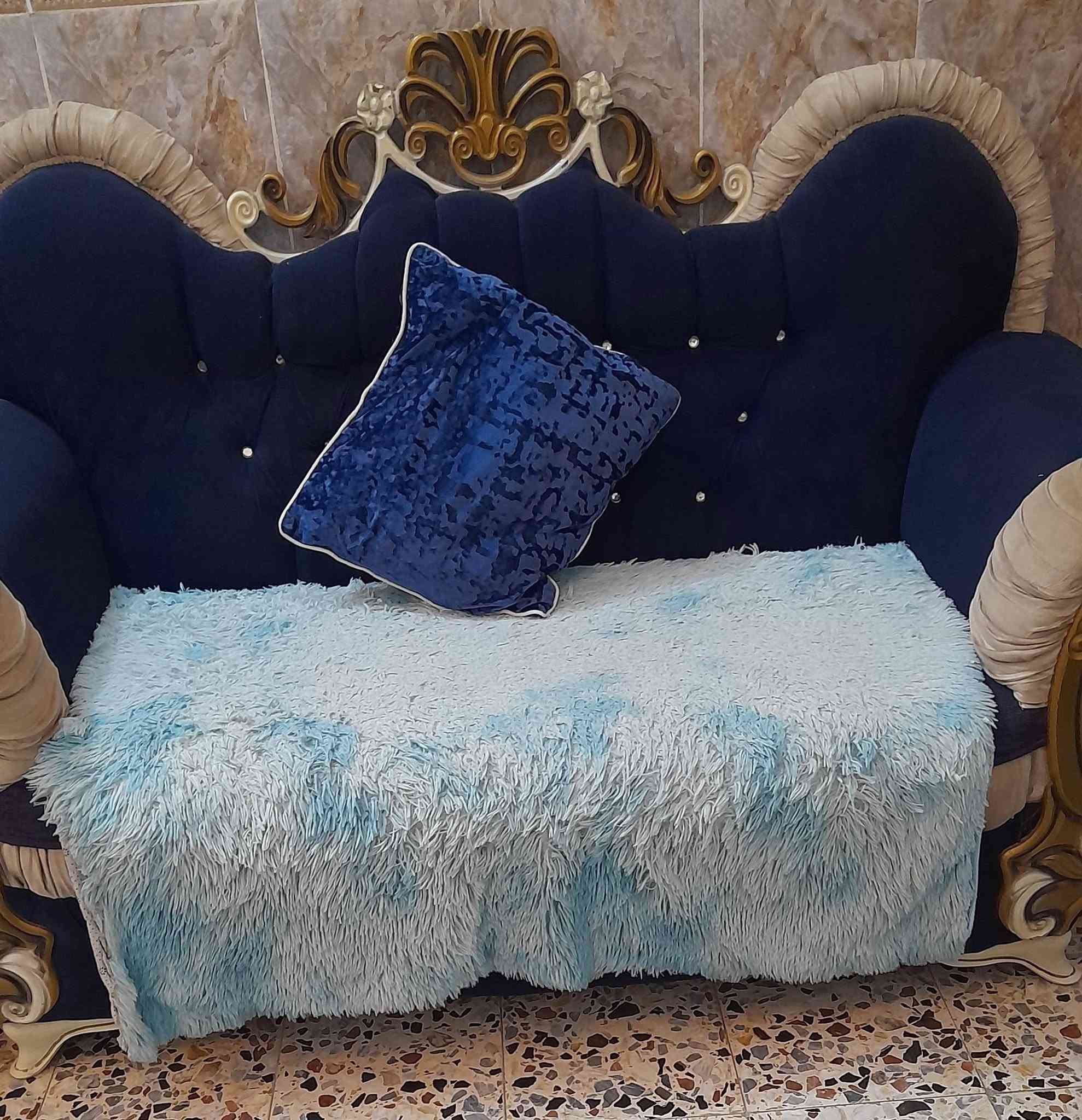 للبيع تخم 7 مقاعد 4 قطع ب90 وبيه مجال


**إذا كنت صاحب هذا الإعلان وتريد حذفه لأي سبب، رجاءا أرسل رسالة إلى الدعم الفني**