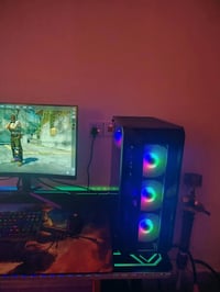 رام 32GB • رايزن 5 5600 • RX580 8GB