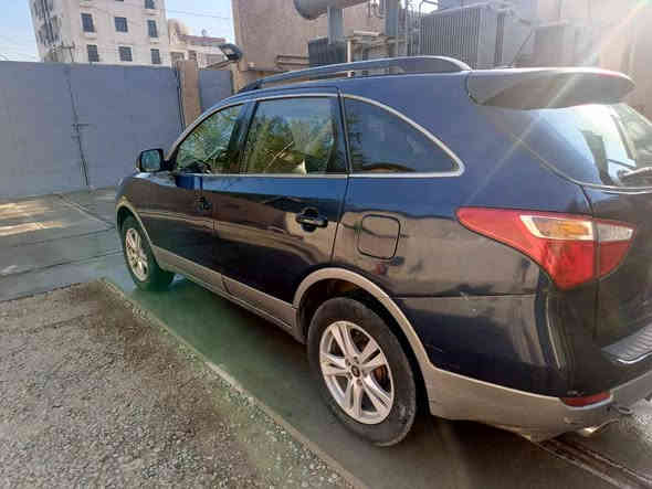 السلام عليكم هونداي فيركروز 2007 
رقم بغداد 
كير مكينه شواصي اماي خلفي مكفول 
بيبان ليبل واحد ومكفول
حادث صندوك تبديل عرقجينه القماره ومصبوغه عام  
المكان بغداد الشعب شارع الصحة 
رقمي ***********
الاستفسار خاص 
السعر 85 وبيها مجال
. Colombo
