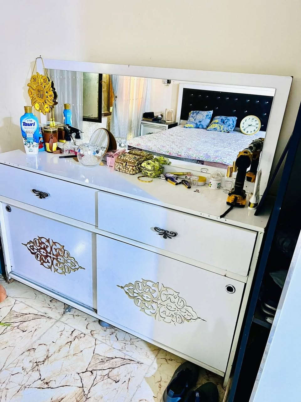 غراض لبيع لغرض انتقال ع بيت صغير غرفه 300 وبي مجال و تنور 50 حريه ثالثه


**إذا كنت صاحب هذا الإعلان وتريد حذفه لأي سبب، رجاءا أرسل رسالة إلى الدعم الفني**