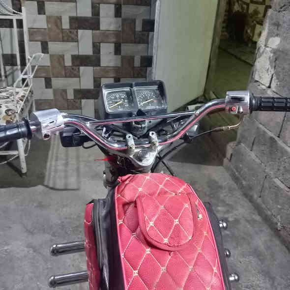 موطور إيراني سيفون نضيف نكره 2020 دشبول تايرات جديد السعر325وبي مجال  الاتصال على الرقم***********9
