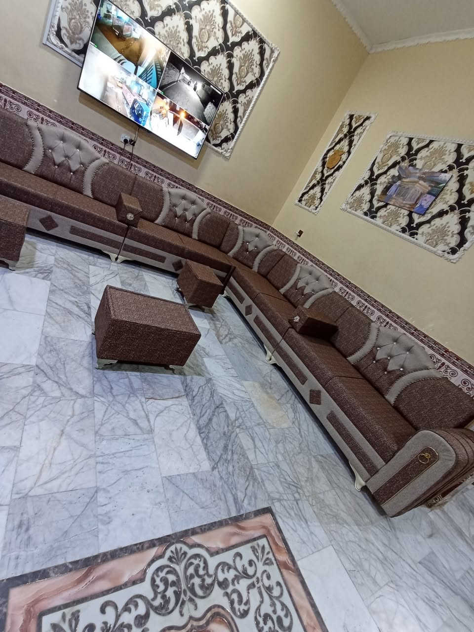 شغل تفصال 
وضمان حقيقي 5سنوات
نشتغل تفصال على المتر 
شغل درجه اولى 
السوك كلشي بي والأسعار وره الشغل الزين
تجي اشوف خشب او اسفنج وقماش اذا مودرجه اولا مرجوع
لافشلك ولا اتفشلني 
شغلي خشب ابلويد شغلي اولوح خشب
 @ أخذ مستخدم وشغلك جديد للاستفسار مراسله الصفحه 
ملاحظه لا نتعامل بالاقصاد ابدا#
اشعندك أثاث للبيع نشتري
تخم 
طبلات 
جلسه عربيه 
جرابي نفر
دزهن خاص او واتساب 
مكاني ناصرية الغراف طريق ال سهلان منطقه العميرات 
***********
انظم للكروب ادخل على الرابط
https://www.facebook.com/groups/490367711756252/?ref=share_group_link
