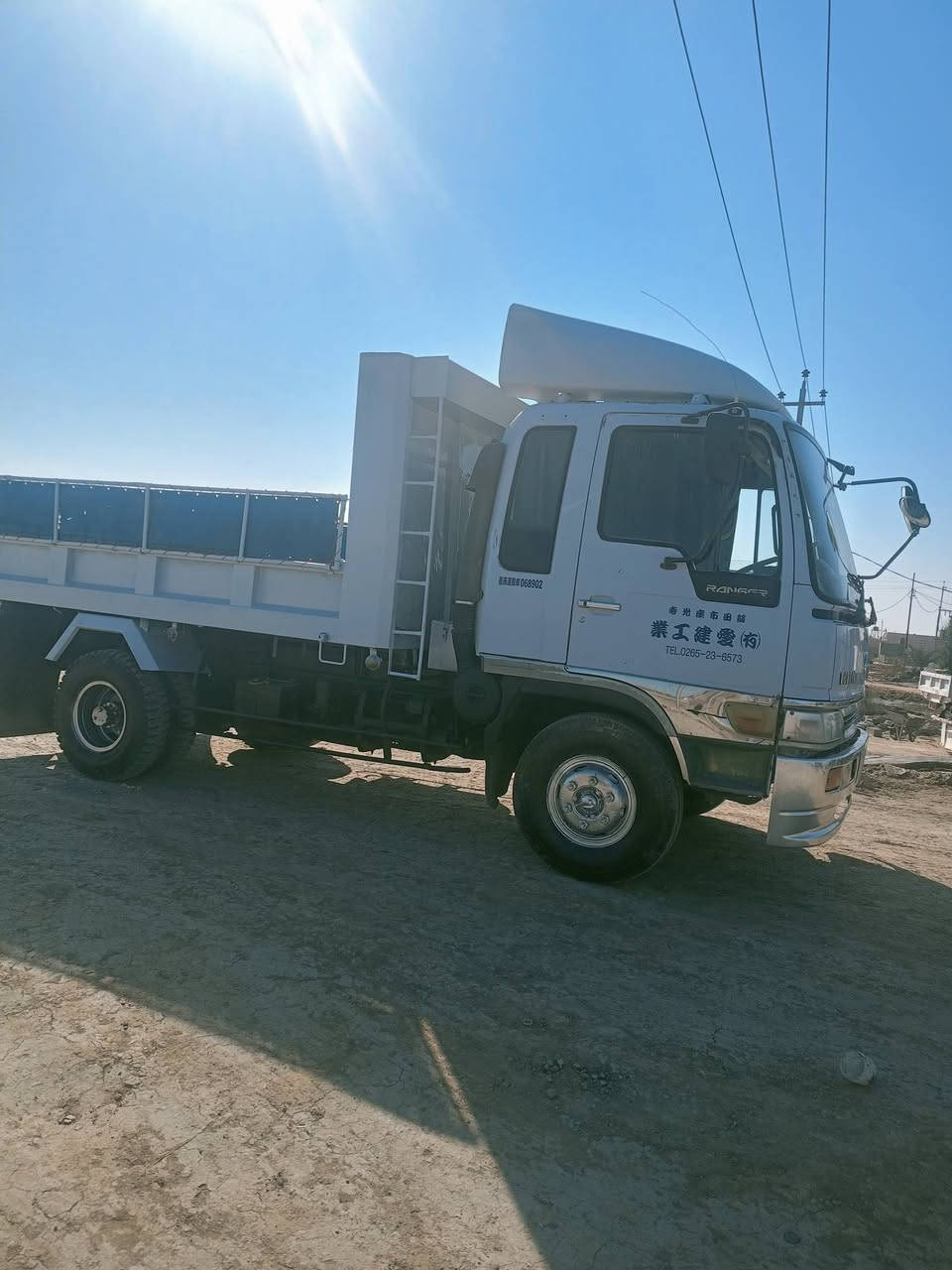 هينو قلاب بلاد منزل موديل 95 سياره على وضع الشركه محرك مامفتوح  ***********
