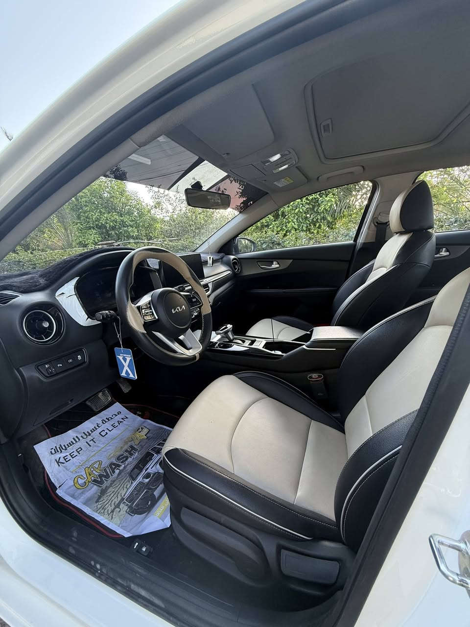 السلام عليكم
كيا كي ثري 2024 رقم بغداد تحويل مباشر 
فول مواصفات فتحة بصمة هواي بيها مواصفات 
مكفولة عام من الصبغ والبارد والتبديل سيارة جديدة
الراغب بالشراء يتصل *********** السعر 140 وبيها مجال ان شاء الله
عنواني بغداد/ حي الجهاد/ حي الحسين قرب خدمي المطار
