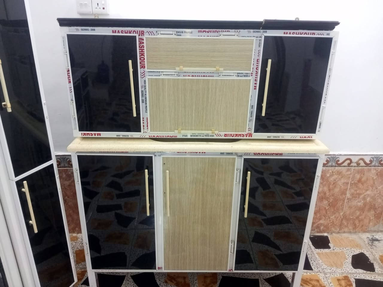 يا رزاق للبيع السعر 825 استخدام قليل تسكام فرته كله أربع أمتار أو نص الشراي يراسني خاص ادزله الفيديو والعنوان ***********
