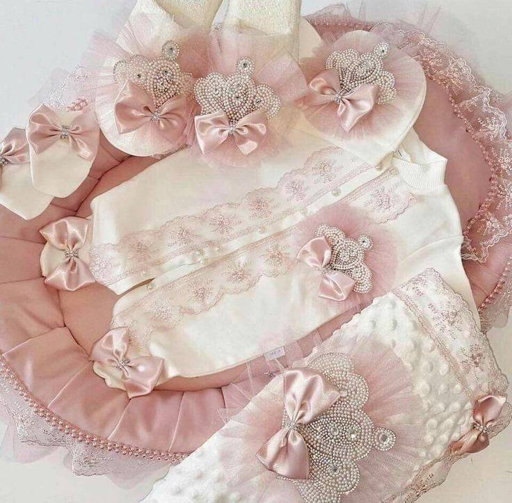 شغلي حسب الطلب يوجد توصيل بغداد ومحافظات للحجز والاستفسار التواصل مع الرقم ***********
