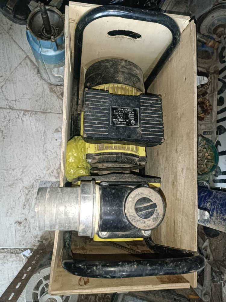 موطور روبن كهربائي للبيع موطور نضيف وجديد مستخدم شي قليل السعر 150 وبي مجال للطيبين. ***********
