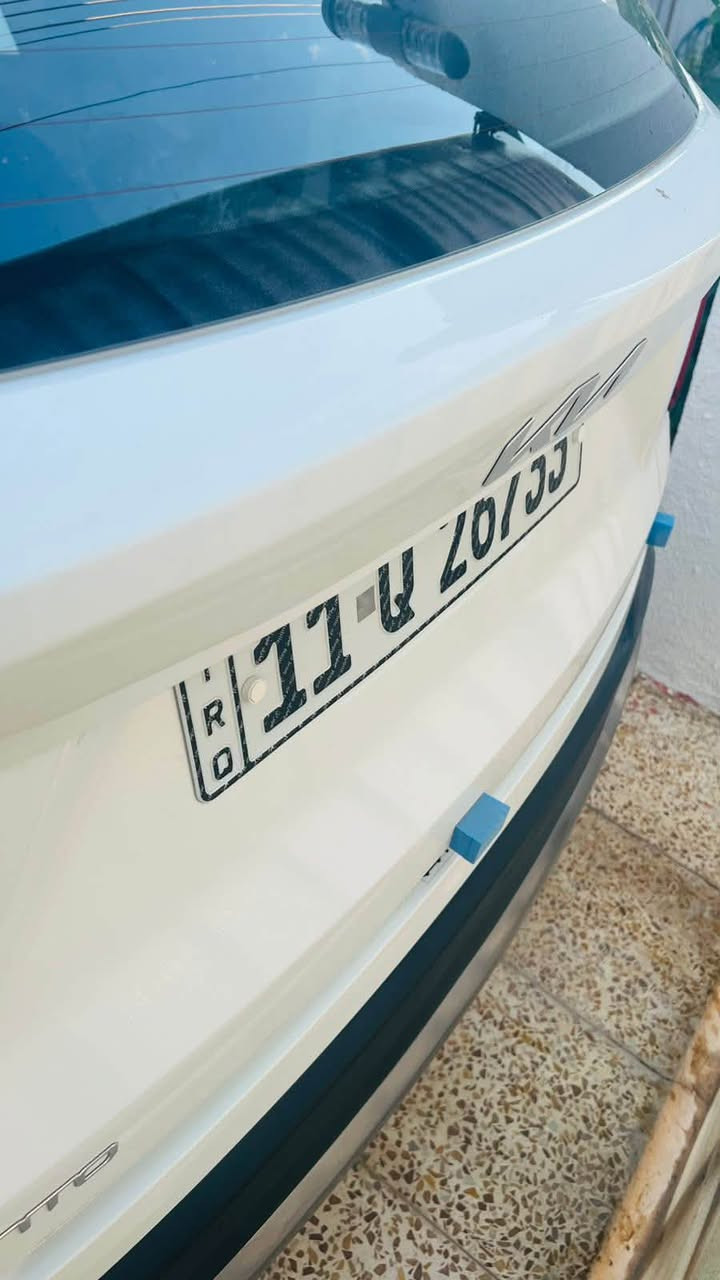 سورنتو ٢٠٢٤ خليجي
 رقم بغداد باسمي
 ٦ سلندر
 ماشية ٥٠ الف 
مكفولة من الصبغ والتبديل
 فقط بية اصبعين bdr وممبينة 
كشنات كهربائي 
كير موس
 ويل ١٩ تخم تاير جديد
مواصفات السورنتو معروفه بعد 
السعر ٢٩٠ وبيها مجال 
مكان السياره صلاح الدين تكريت 
للاستفسار الاتصال على الرقم
***********

