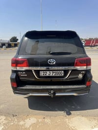 لاندكروزر • ٢٠١٧ • محرك ٨