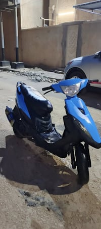 ماكس عدله • نظيفه • لون اسود