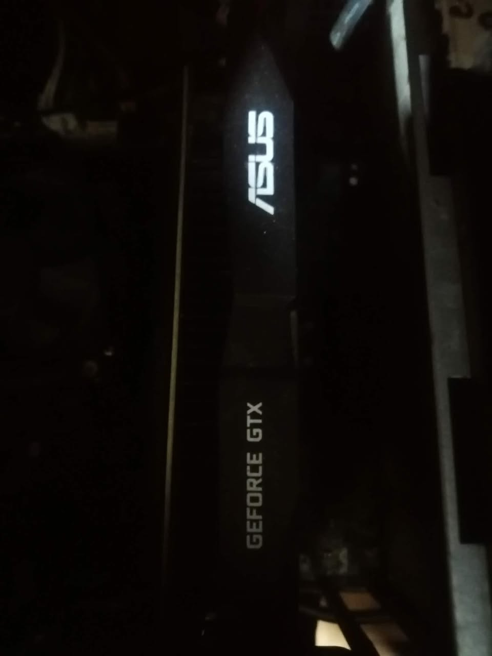 من رخصة الادمن
كرت شاشه  1050Ti 4Gb Gddr5 
براند Asus حرارته طبيعيه 
السعر 75 متوفر توصيل الكرت كلش نضيف


**إذا كنت صاحب هذا الإعلان وتريد حذفه لأي سبب، رجاءا أرسل رسالة إلى الدعم الفني**