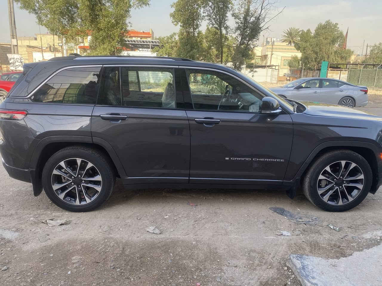 شباب السلام عليكم
جيب موديل 23مواصفات فول فول 1/1اوفر لاند محرك 6سلندر للاتصال على الرقم ***********
حادثه بنيد وجاملغ ايسر 
السعر 312بيها مجال
