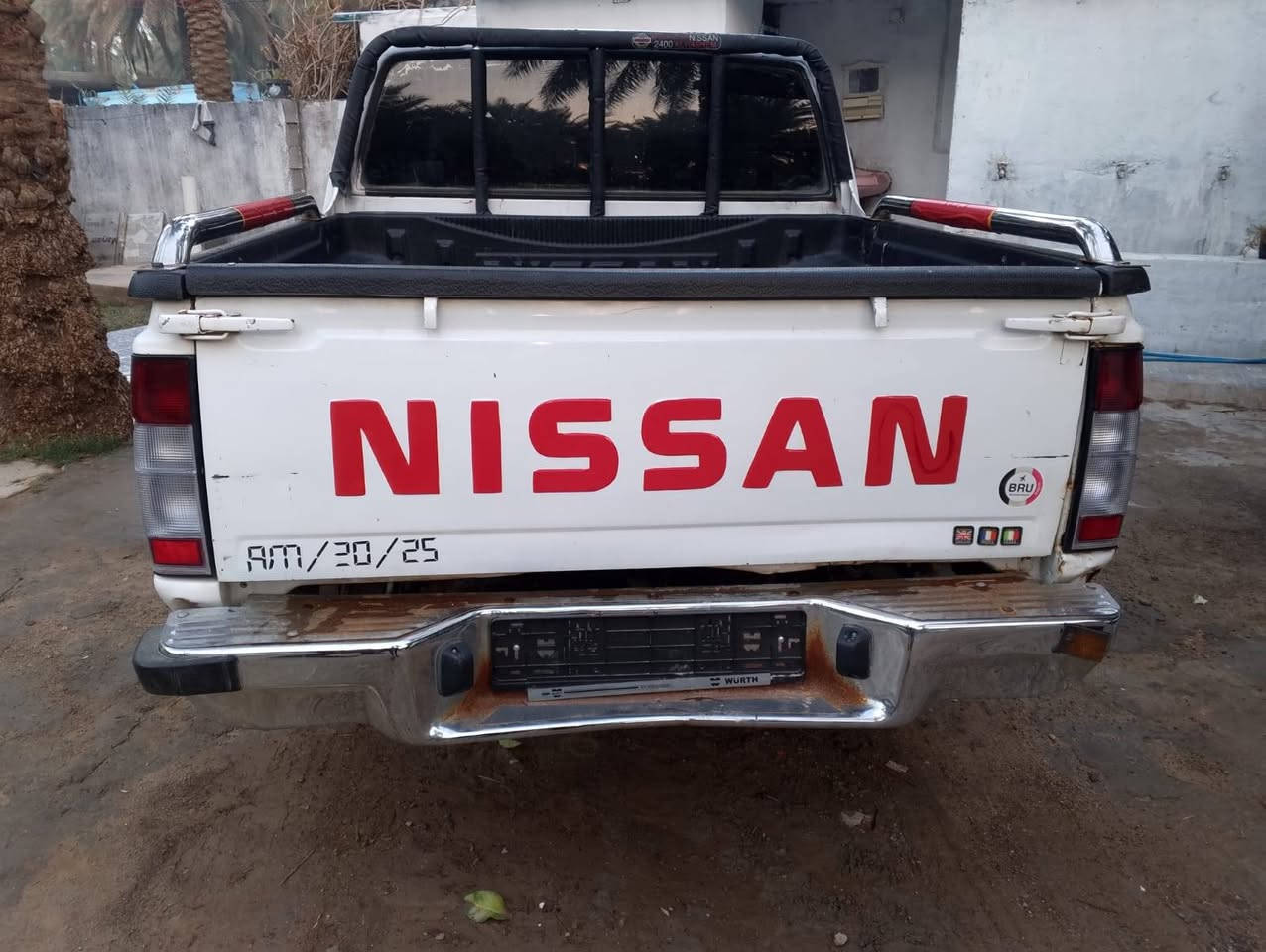 السلام عليكم سياره نيسان شبوط2008مزاد كربلاء سياره جاهزه من كير اكسن محرك.كهربائيات تخم تاير سياره معمره جديد صبغ عام العنوان كربلاء طويريج السعر66$للتواصل الاتصال على الرقم ***********
