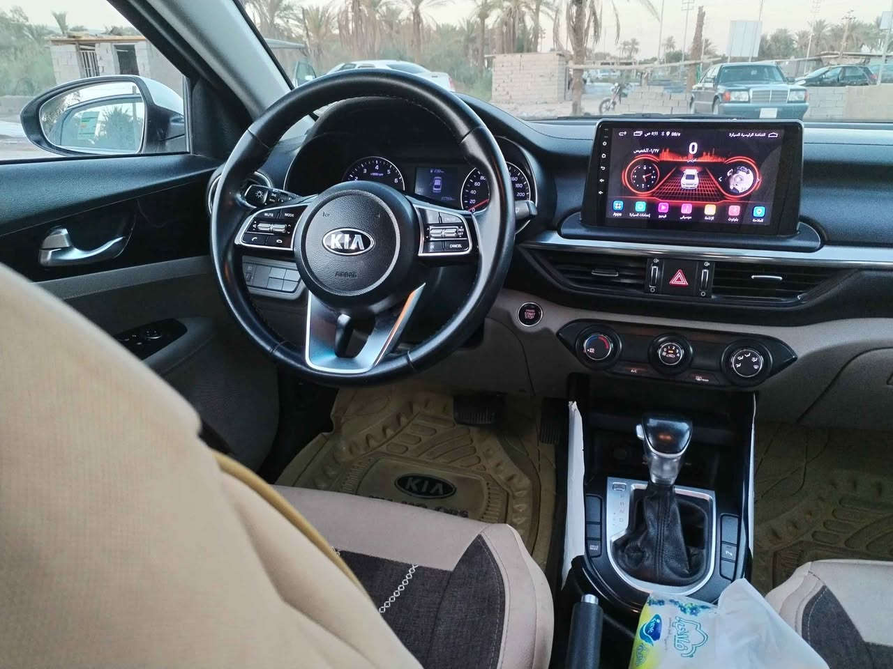 سيارة سيراتو موديل 2019 ماشية 52 فقط محرك 1600 تشغيل عن بعد بصمة ترحيب مري شفط شاشة حساسات امامي خلفي ترحيب وباقي المواصفات يعني فول ما عدا الفتحة مكاني نجف مشخاب *********** Singapore
