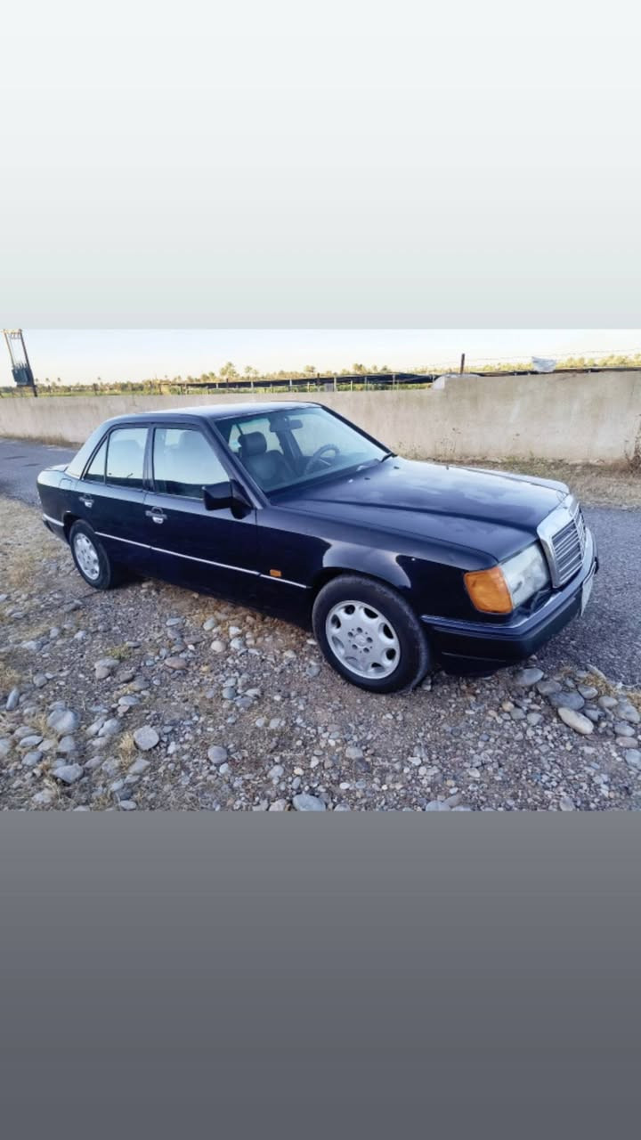 دب حجم 300 موديل 89 نيلي . كركوك 
محرك بطة رياضي 3000
تبريد شغال ثلج
السيارة جاهزة 
السعر اتصل على هذا الرقم 
*********** 
تحويل مباشر 
مكان السيارة ديالى
