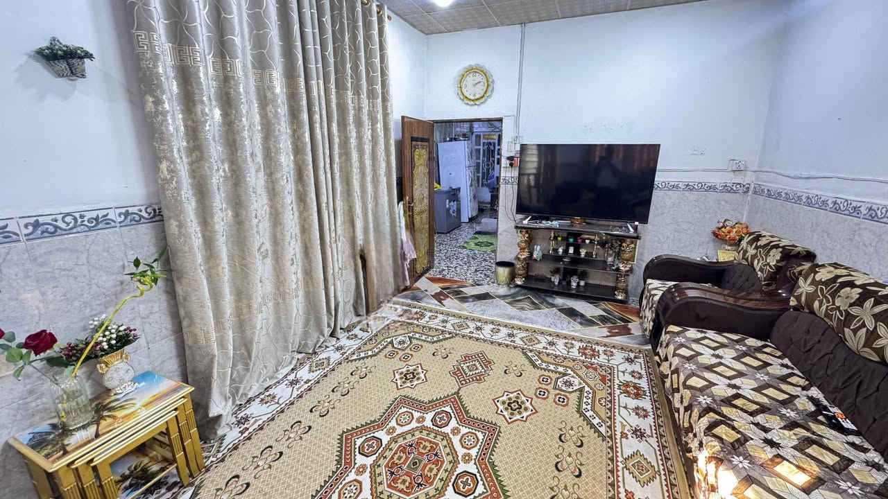 دار للبيع منطقة الزعفرانية دور الشرطه فرع الاول من صيدلية زينة علي كامل الخدمات ماء مجاري تبليط
100 متر طابق ونصف سويت كامل البيت بناء بلوك وطابق ثاني طابوق
للاستفسار من صاحب الدار على الرقم:
‎0771 213 2765
السعر ٩٠مليون وبي مجال
