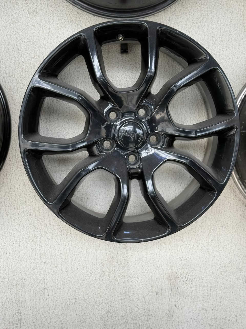 ❤️ترحب بكم خدمات دبي ❤️
سوينالكم عروض وخصومات شرفونه وبخدمتكم
 بيع وشراء ومراوس كافه انواع الويل كبات والويل حديد ويوجد لدينه صبغ حراري درجه اوله ولحيم وتعديل الويل باحدث الاجهزه   وبخدمتكم ضمان العمل موجود 
كاظم العلياوي [***********]
حسين العلياوي ***********                                                         العنوان
بغداد الطالبيه فلكه83 طالع ع كسره وعطش تجي البانزين خانه الكياره اول ما تعبره اول ستداره مقابيلك خدمات دبي
