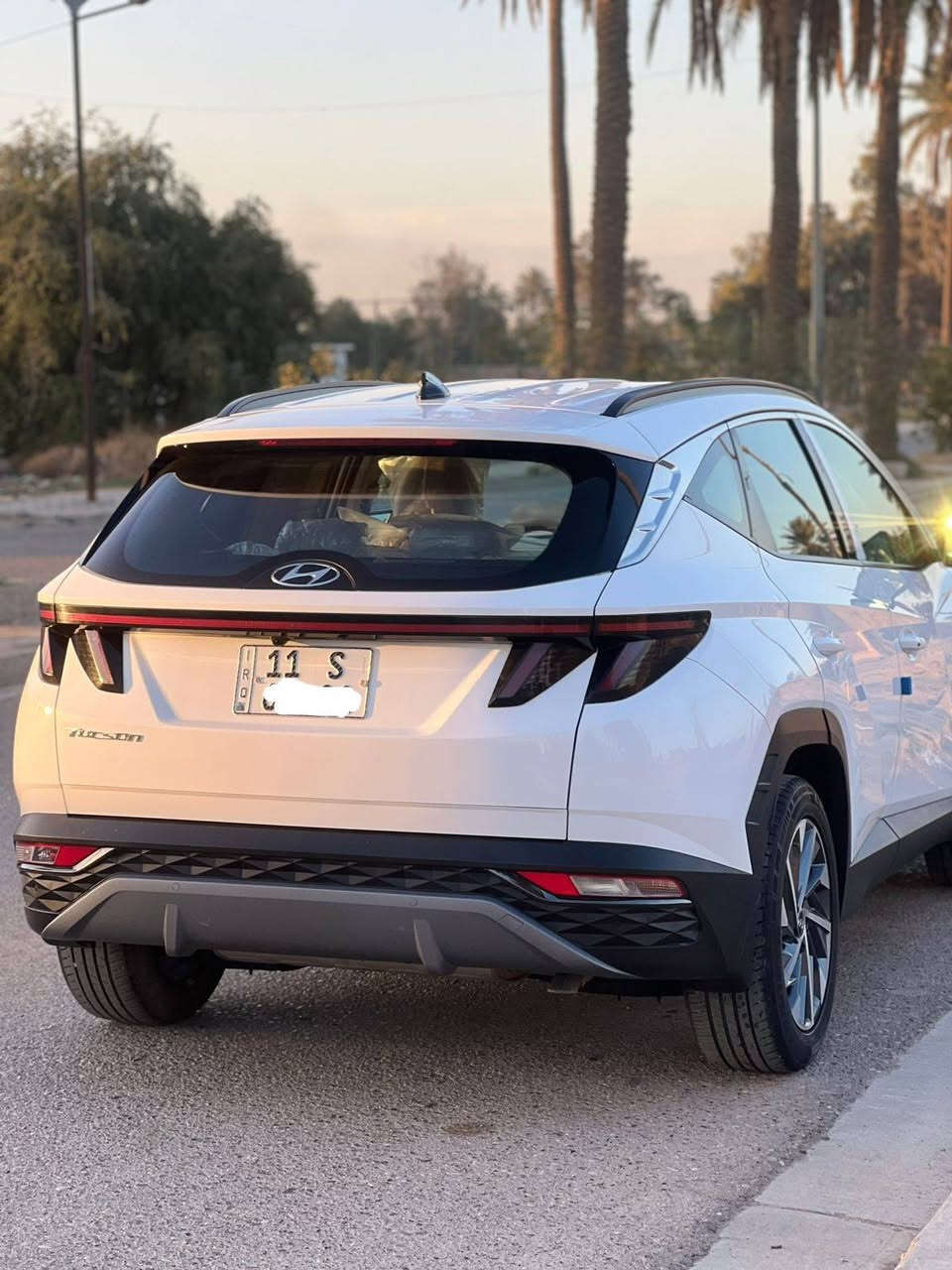 سلام عليكم
توكسان 2024
رقم بغداد انكليزي بسمي
مكفول كفالة عامل
ماشيه 30 الف
فوال موصفات من عده الفتحه
السعر 215وبيه مجال
المكان بغداد
***********
