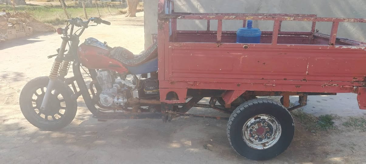 سلام عليكم ستوته للبيع بدون مكفوله مكينه 13لاتنقص ولاتبخر مكفوله سعر ٤٢٥ وبيها مجال بسط مكان بابل سه الهنديه المهناويه ***********
