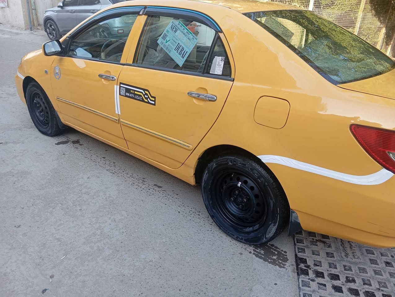 السلام عليكم بي وايدي f3موديل 2011السياره جاهزه من كلشي خير من الله بيهه صبغ اب اماكن تبريد جاهز صدر امامي خلفي تخم تاير رقم الجديد سياره اب اسمي سياره جاهزه السعر 45مكان السياره الاعلام السيديه ***********
