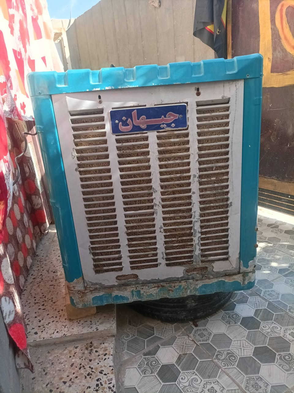 سلام عليكم مبرده مستعملا للبيع واتر بام جديد او ليف جديده بيه خسفه صغيره من فوك السعر 65او بيه مجال للطيبين المكان حله قرب جامعة بابل للستفسار التصال ***********
