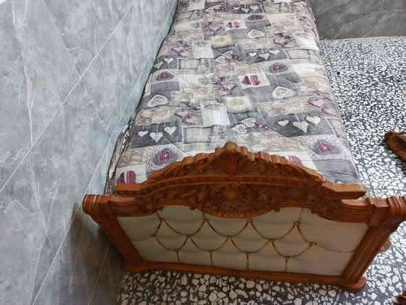 سلام عليكم جربايه مرتبه خشب صاج سعر 150 قفل مكان البلديات حي تراث قرب عماره ابو اسعد
***********📞✅
