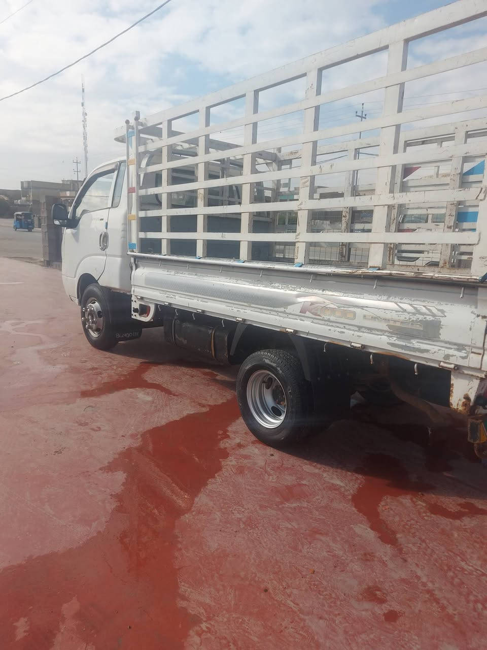 سلام عليكم كيةفحل البيع مديل 2004
واصط تحويل ماشر تخم تاير محور بلادية سعر 80  
***********
