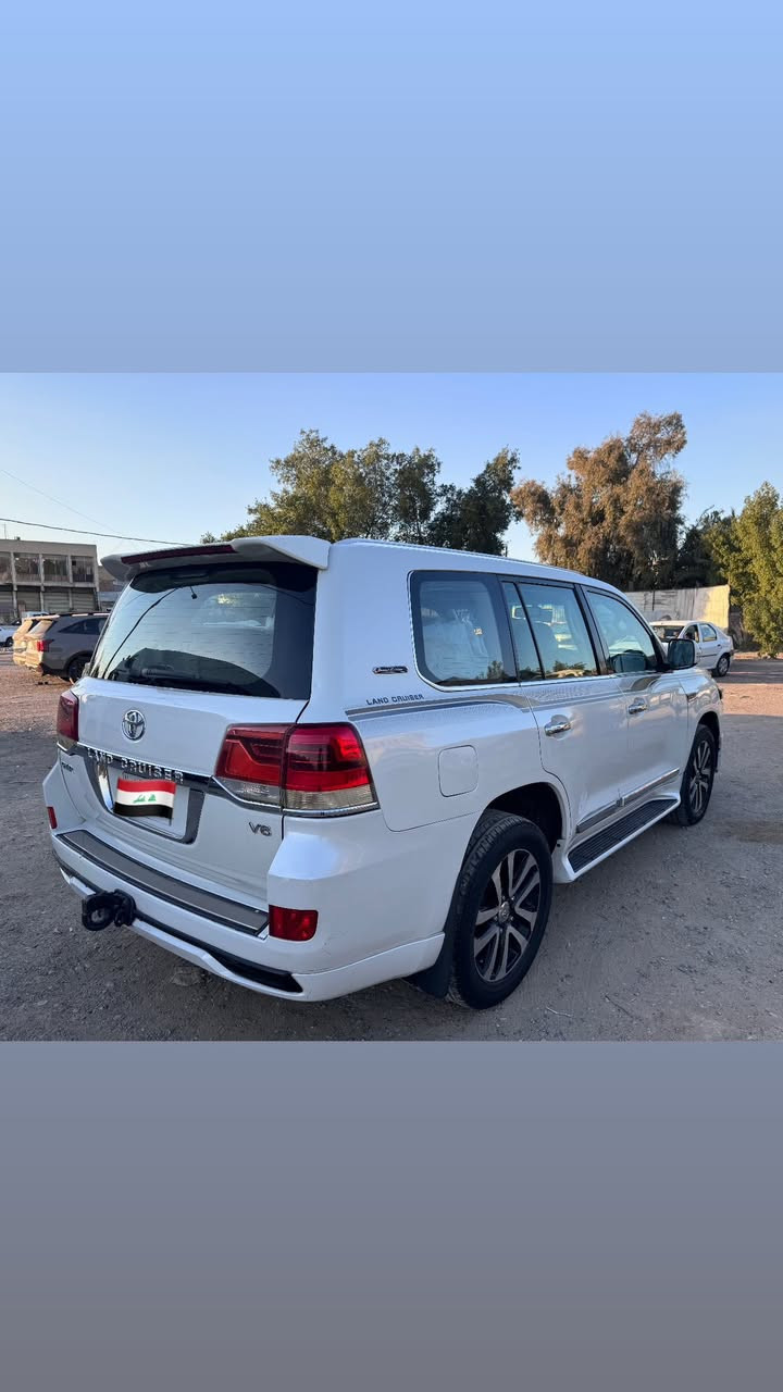 لاندكروز 2009 محدث 2020 داخل وخارج درجه اولى سياره جديده كير مكينه صدر تخم تاير تبريد كله جديد 
تحويل مباشر سعره مناسب اتصل وبخدمتك  ما متواجد ع فيس وتصال فقط 
***********
