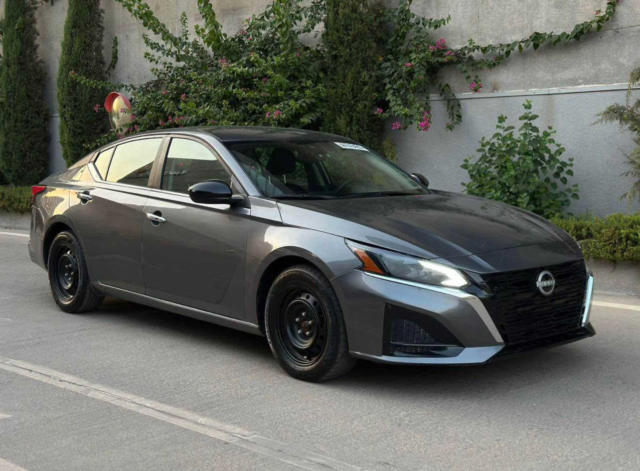 ‎نیسان ئالتیما ٢٠٢٣ S
a بەصمە
 o شاشە 
‎شەغال
‎ کامێرا
‎ڕاداری پێش
‎ڕداری دواوە
‎ڕاداری خەتی جادە
‎ڕداری ئاوێنەکان
‎تحدید سرعە
‎ئۆتۆ ستۆپ لەکاتی پارکینگیش خۆی ستۆپ ئەکا 
‎لایت لید  زینۆن
رەقەم شانسی دانراوە!
..1N4BL4BV7PN403136
‎سەیارەکە ٢پارچەی  بۆیاخە پارچەیەک تەنها پەمپی ئەمریکایە بێ دەعم بێ ناوگرتن

‎گێر مەکینە تەبرید بەردی ساڵۆنسا بەشەرت 
‎ سەیارەکە ٢مانگی لەگەلە کاتی نەشکاوە!

‎نرخ:١٣٢ گەلاو معامەلە
***********.  *********** السليمانية, العراق
