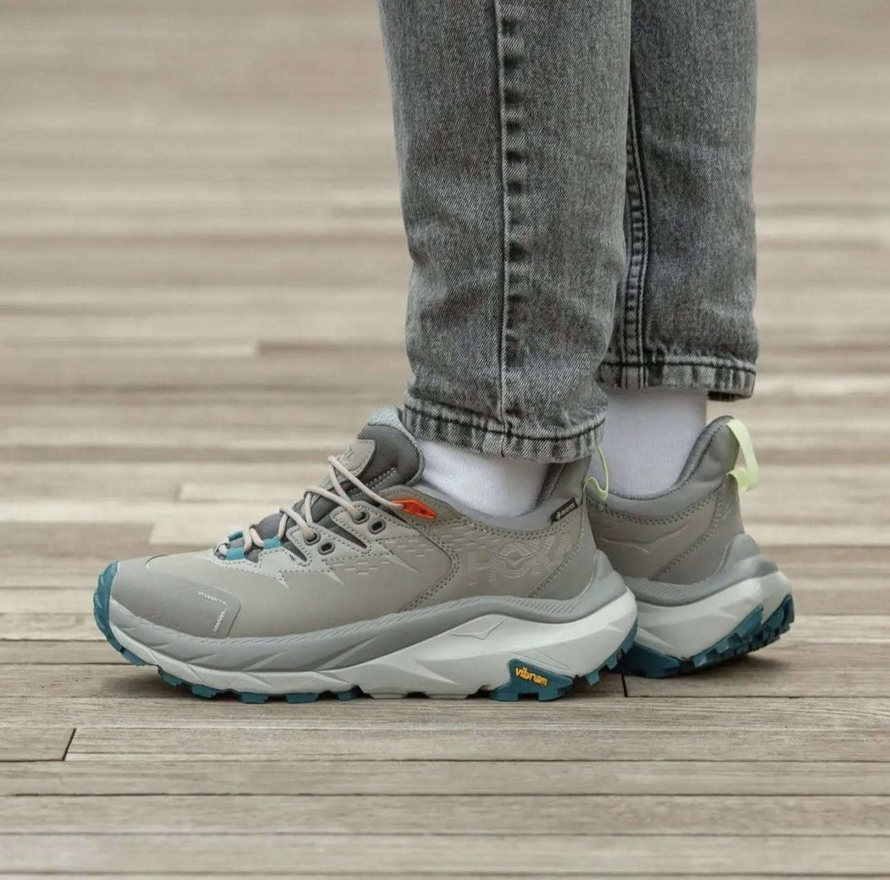 حذاء HOKA Waterproof
جاهز لكل الأجواء 🌧️❄️

• مقاوم للماء بالكامل – لا مطر ولا طين يأثر عليه
• مريح للمشي الطويل والاستخدام اليومي
• ثبات عالي ونعل يمتص الصدمات
• مناسب للشتاء والطلعات الخارجية
• متوفر بـ 4 ألوان

التوصيل متوفر لكل محافظات العراق 🚚
لا تضيع الفرصة وخذ راحتك بكل خطوة.

📲 احجز الآن قبل نفاد الكمية
للطلب والاستفسار مراسلة أو الاتصال: ***********

#هوكا #HOKA #حذاء_ضد_الماء #أحذية_رياضية #ترندي_سنكرز #توصيل
