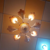 ثريات • بردات • للبيع