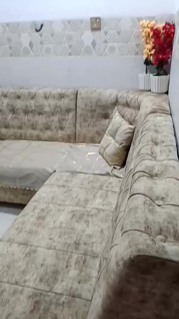 ديوان جديد نضيف اي عيب مابينو ب180 الف عنوان حي سماح


**إذا كنت صاحب هذا الإعلان وتريد حذفه لأي سبب، رجاءا أرسل رسالة إلى الدعم الفني**