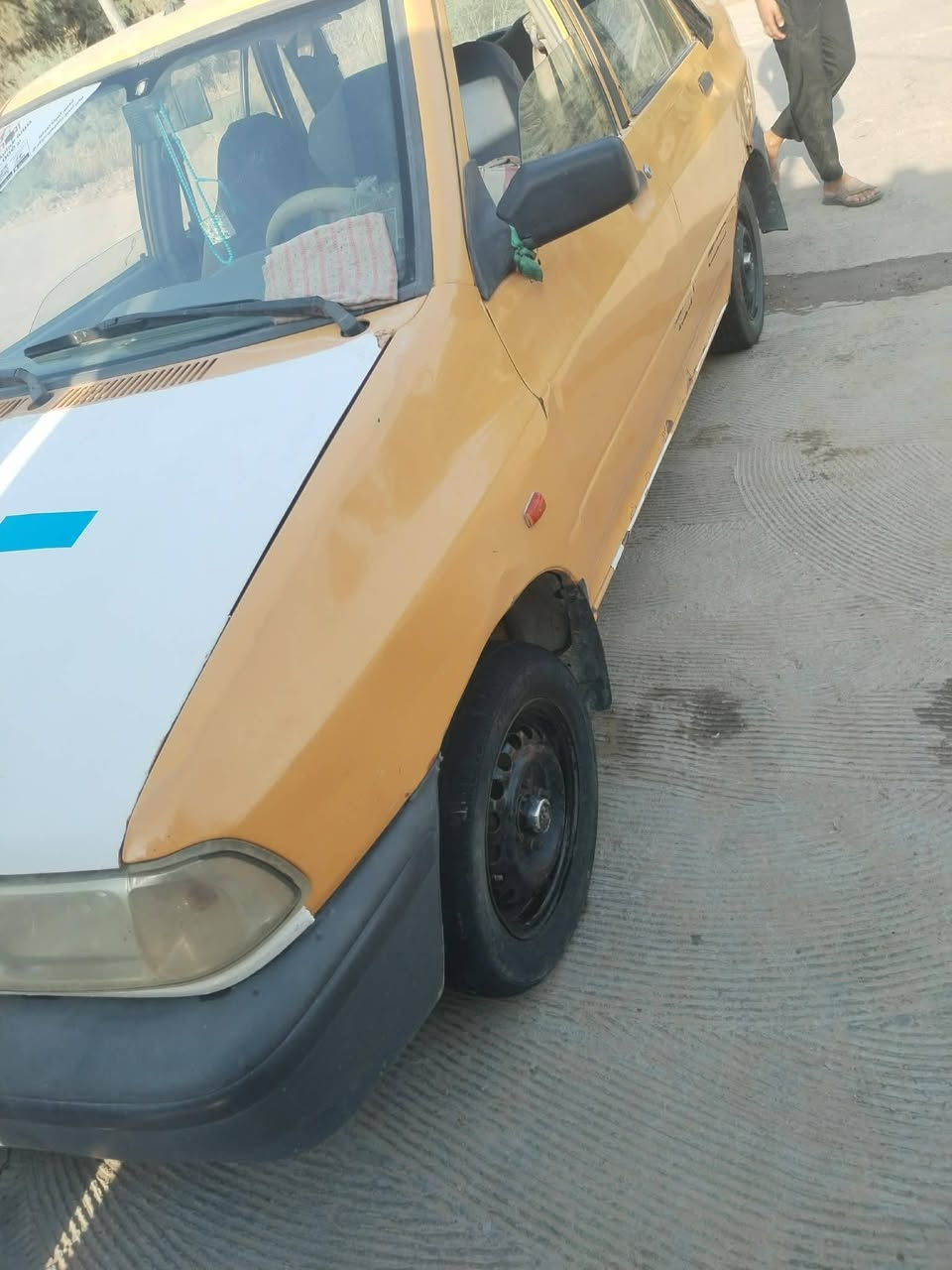 سلام عليكم سايبا ١٢ لبيع السعر ١٥ وبيه مجال ابيع كوم حديد مسئول بس عل المداور مكينه كايمه مستحقه تجفيت مكان السياره ديوانيه الشراي يتصل عل رقم ***********
