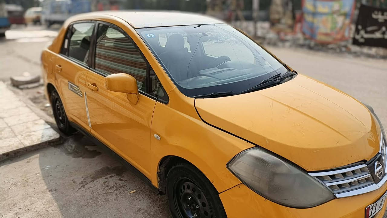 السلام عليكم سياره نيسان فيرسي  الجير اوتوماتيك خربان اتصال على هذا الرقم***********
