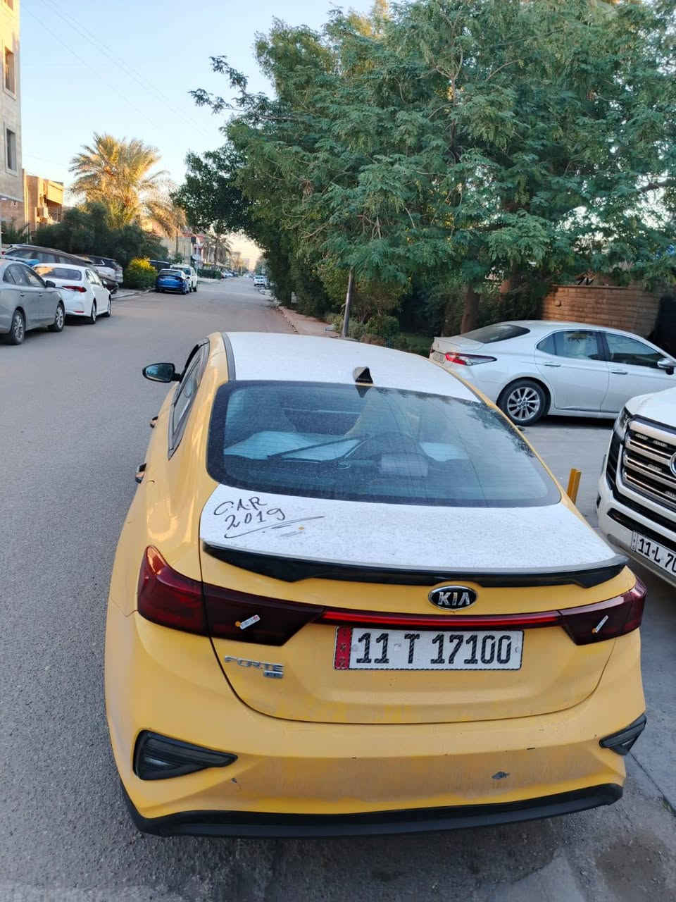 السلام عليكم
كيا فورتي موديل 2019 سيارة كير عادي 
محرك 2000 سيارة جاهزه من الدعامية للدعامية
شرط ترايها للبصرة تبريد ثلج
سيارة مصفرة هيئة وغرامات 
السعر ١٢٠ ورقه بيها مجال حق الجيه 
ما ممتواجد على الفيس بوك 
الشراي ***********
