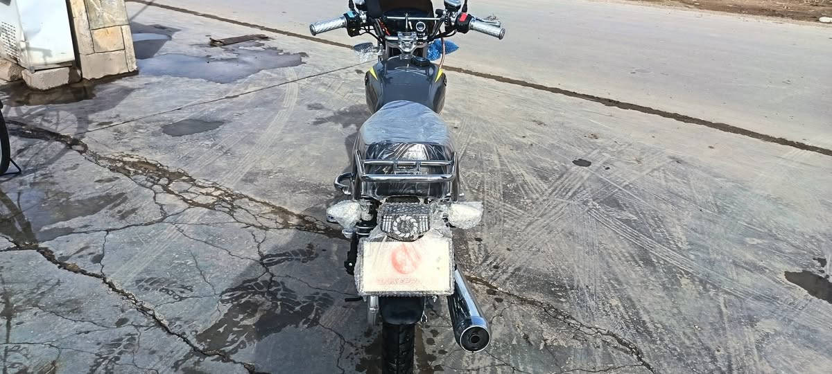 دراجه سونيك موديل 25محرك 200بعده عله وضع الشركه السعر 825 وبي مجال الشراي *********** مكاني الحويجه  داخل
