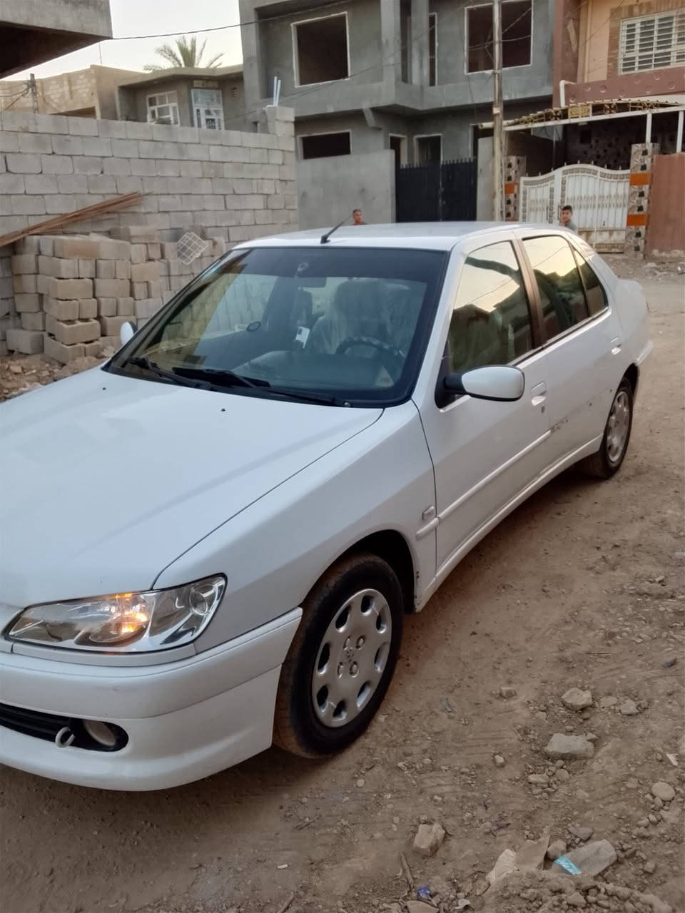 السلام عليكم بيجو فرنسي 2001 رقم بغداد  انكليزي باسمي سياره جاهزه من كلشي تبريد تدفئه كير مكينه مكفولات كير عادي السياره
السعر 60 وبيه مجال 
 مكاني ديالى الخالص رقمي *********** اتصل وادلل
