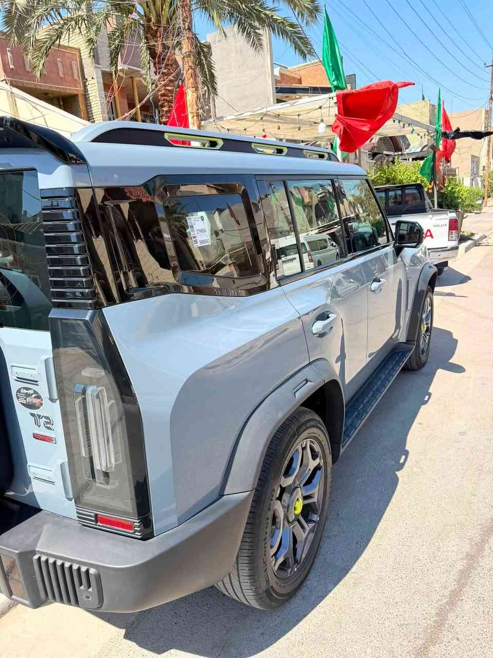 السلام عليكم جيتور T2 للبيع موديل 2025 فئه لاكجري السياره جديده بمعنى الكلمه ماشيه ١٩ الف Travel+ داخل زيتوني حزام برتقالي معروفه مواصفات الاكجري  وبالعافيه على الياخذها سعرها ((٢٥٥ورقه)) بيها مجال قليل 
مكان السياره بغداد الشعب حي التجار 
***********
