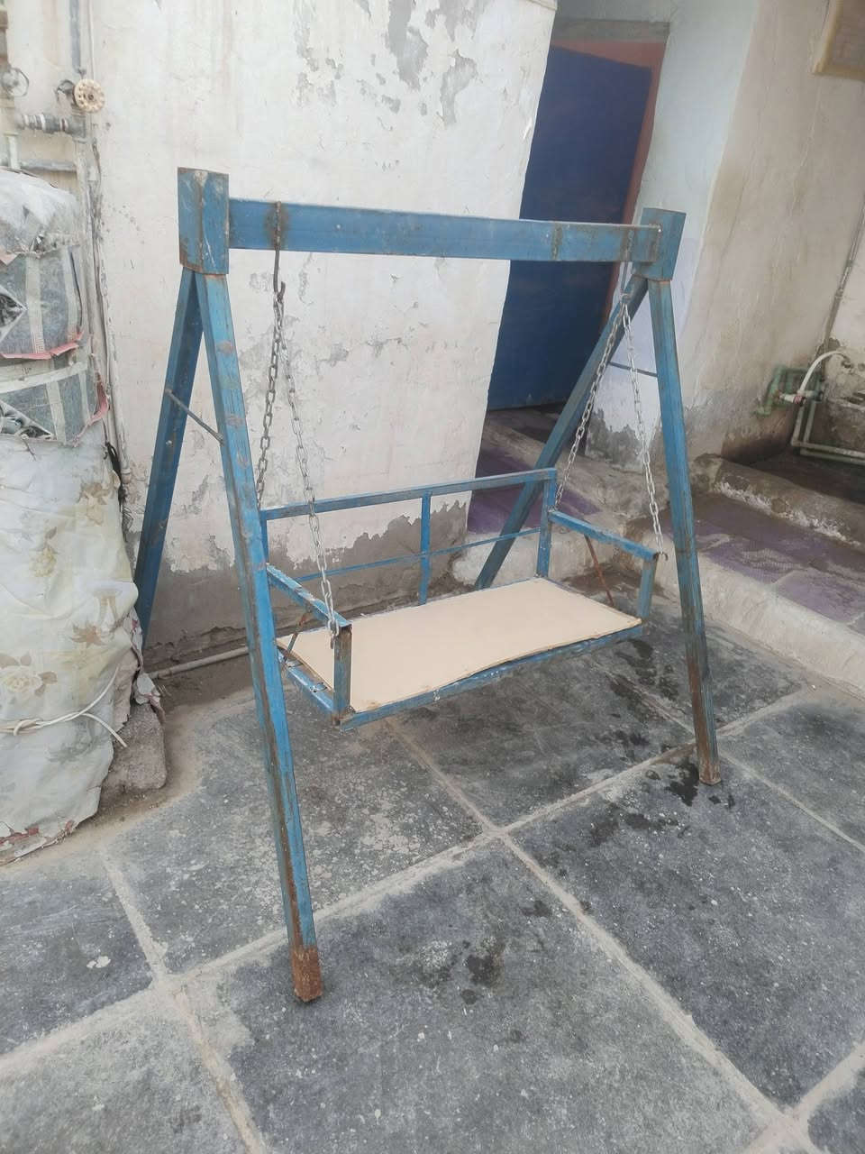 مرجوحه طفال البيع نضيفه كلش اسعر 55 عنوان شطره حي زهور ***********
