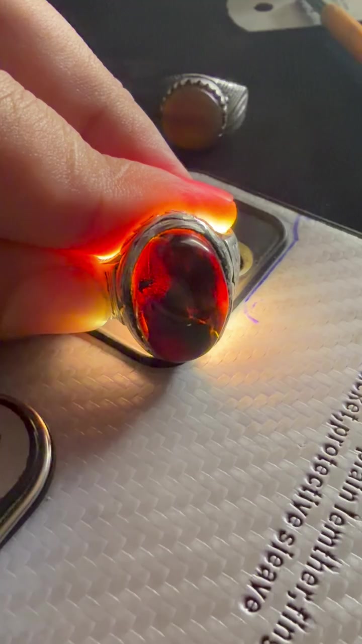 تحفة شفة العبد اليمانيّ الأصلي


**إذا كنت صاحب هذا الإعلان وتريد حذفه لأي سبب، رجاءا أرسل رسالة إلى الدعم الفني**