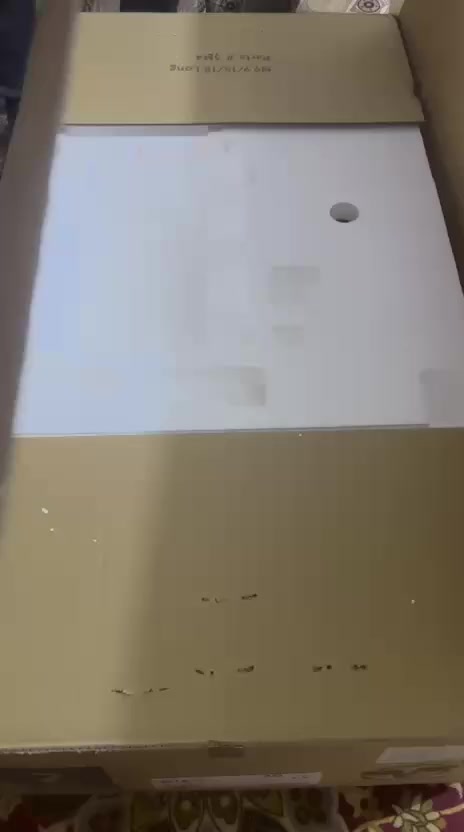 اخوان السلام عليكم مكان ثنين 18 دهاستو كرتون للبيع موديل 2023 العنوان البصره الاتصال على رقم ***********
