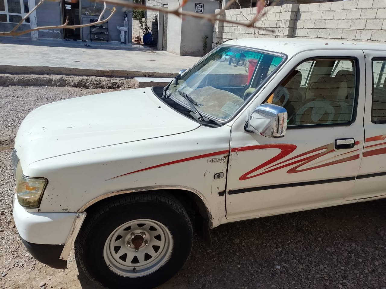 للبيع دير 2006 رقم الماني شرط التحويل أو وكاله محرك وكير بشرط شاصي بالشرط كشر بدون صبغ باور ماسحات تدفئه كهربائيات كله شغال السعر42 & وبيه مجال العنوان كركوك الحويجة مكلف بالنشر  استفسار  ***********
